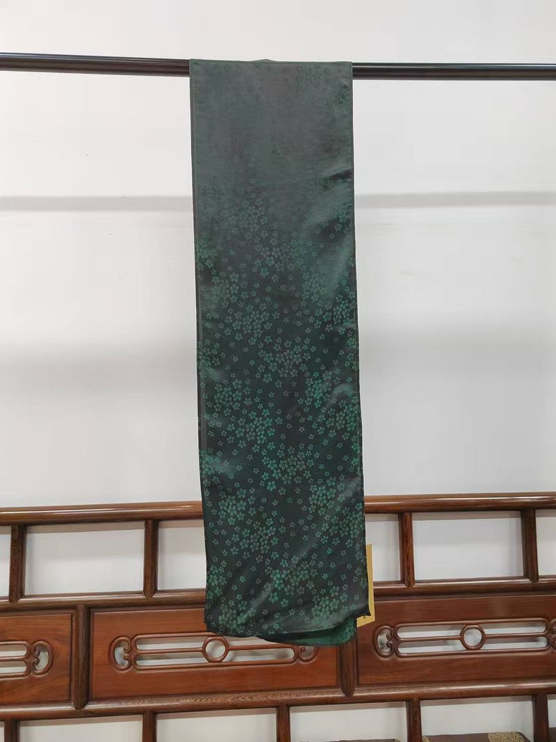 唐贤香云纱